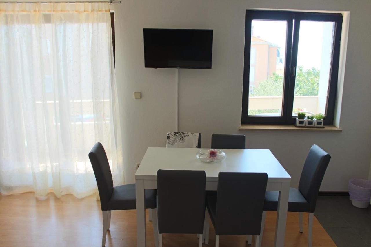 Apartment Arna Krk Town Esterno foto