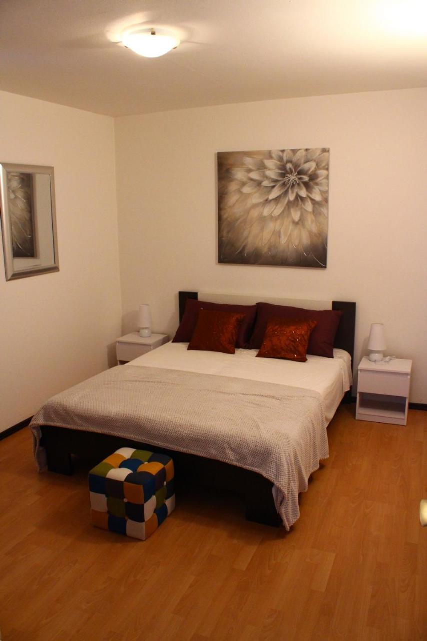 Apartment Arna Krk Town Esterno foto