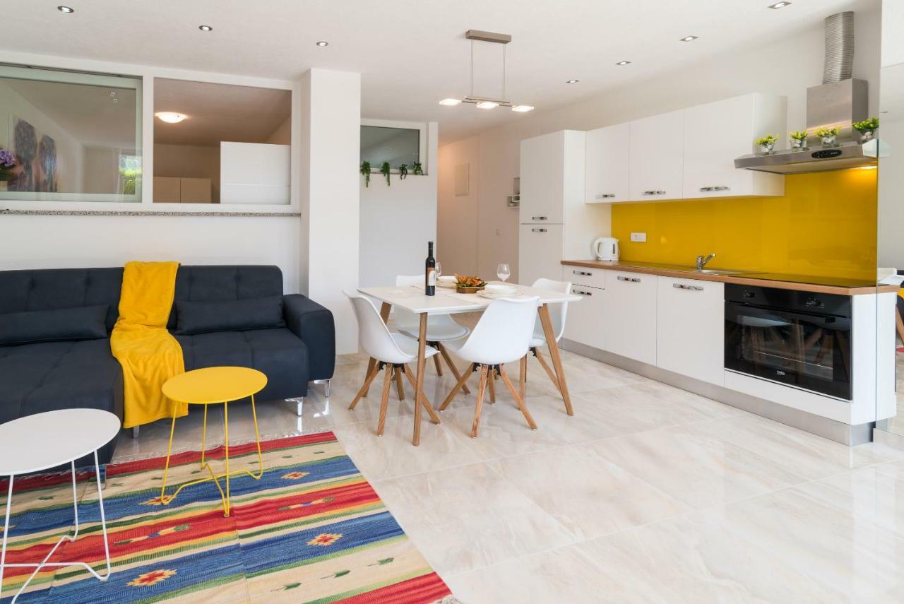 Apartment Arna Krk Town Esterno foto