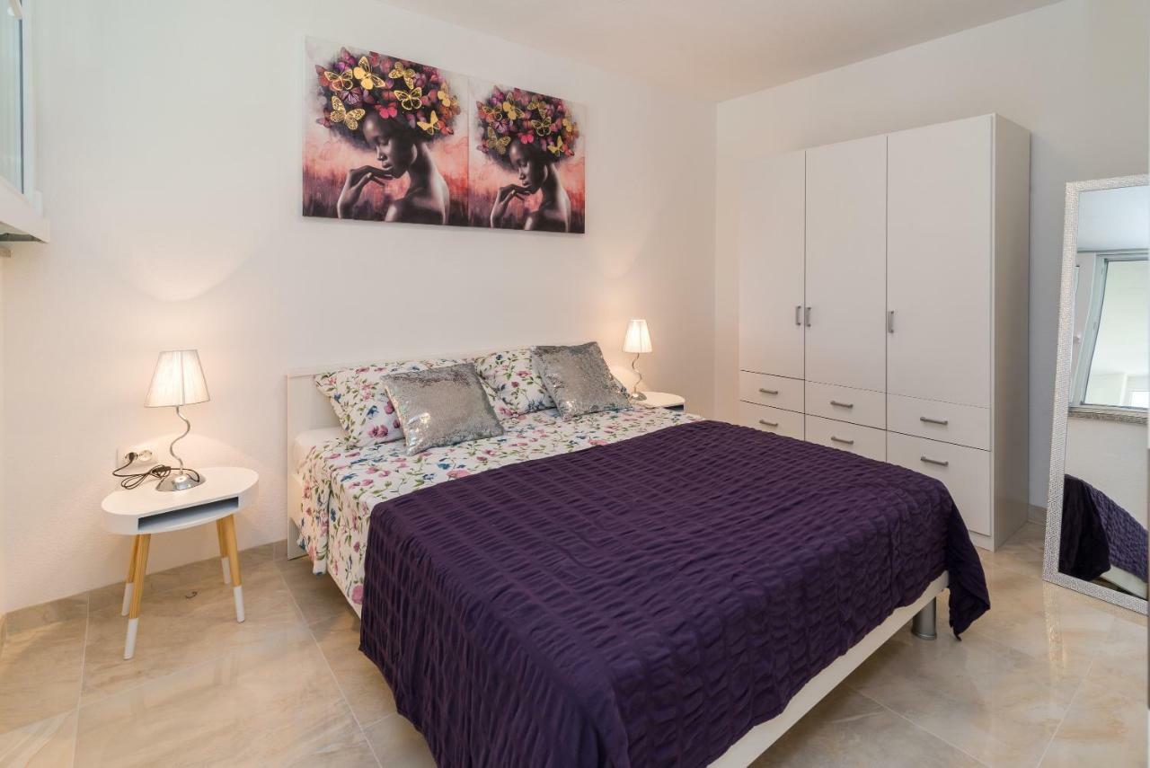 Apartment Arna Krk Town Esterno foto